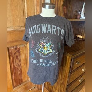 Hogwarts Graphic T-Shirt